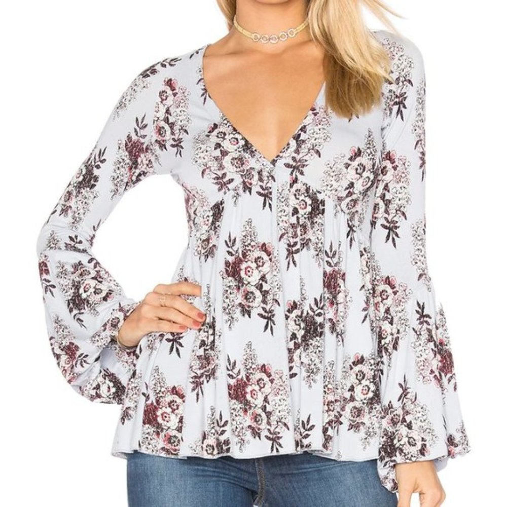 Free People Speak Easy Blue Floral Print Top Blouse Size XS Retail $88